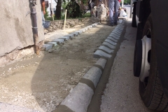 Térkövezés földmunkával